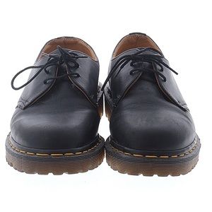 Women’s Size 7/Men’s Size 6 Dr. Martens Black Smooth Leather Oxfords
